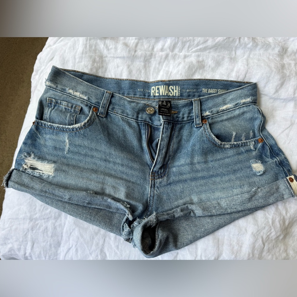 Rewash Blue Jean Shorts the baggy jeans  and Distressed Look